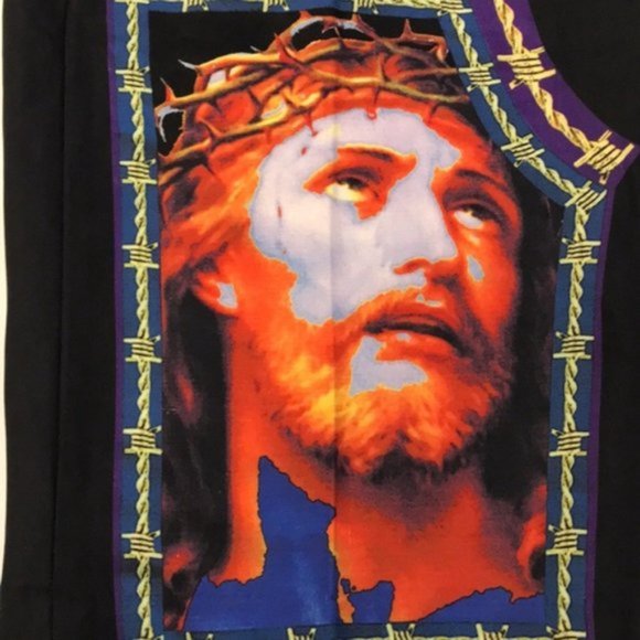 NWT GIVENCHY Jesus Printed Menβs Shorts - Picture 5 of 8